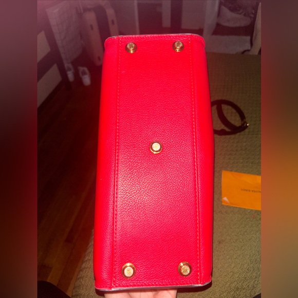 Authentic Louis Vuitton Purse On My Side - Picture 7 of 7